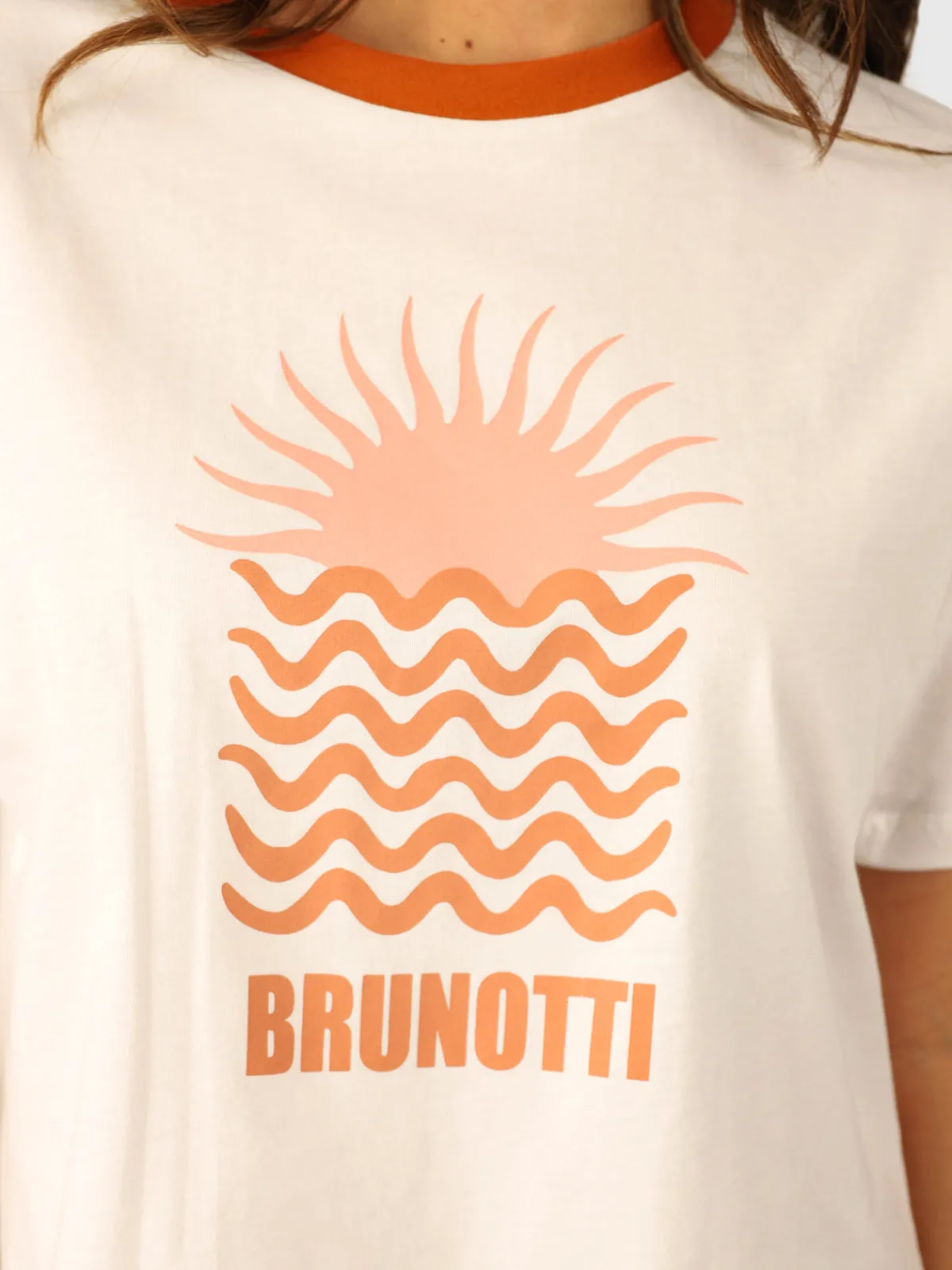 Hot Brunotti Saeda Dames Boxy T-shirt | Snow